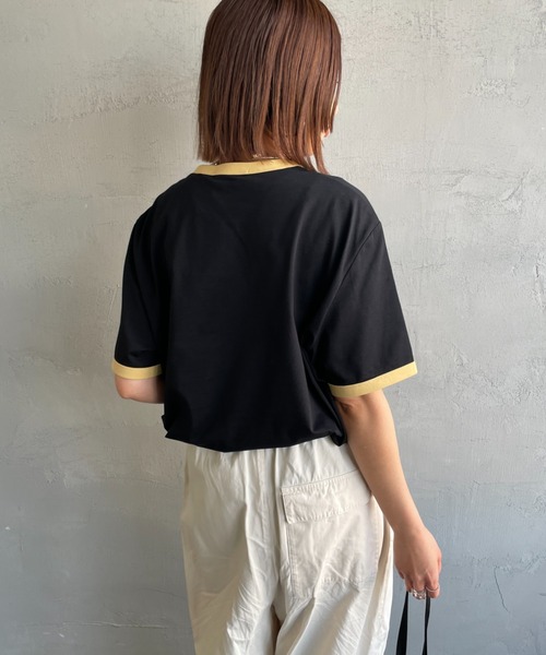 FRED PERRY（フレッドペリー）の「[FRED PERRY/フレッドペリー] 別注 ワンポイントロゴ刺繍 リンガーTシャツ（Tシャツ/カットソー・レディース・キャメル/オートミール/キナリ/ブラック・XS/XL/L/M/S）」の21枚目の写真