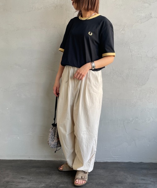 FRED PERRY（フレッドペリー）の「[FRED PERRY/フレッドペリー] 別注 ワンポイントロゴ刺繍 リンガーTシャツ（Tシャツ/カットソー・レディース・キャメル/オートミール/キナリ/ブラック・XS/XL/L/M/S）」の22枚目の写真
