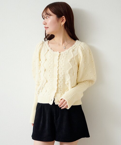 Kastane（カスタネ）の「*ポンポンニットカーディガン（カーディガン/ボレロ・レディース・アイボリー/グレー・FREE）」の19枚目の写真