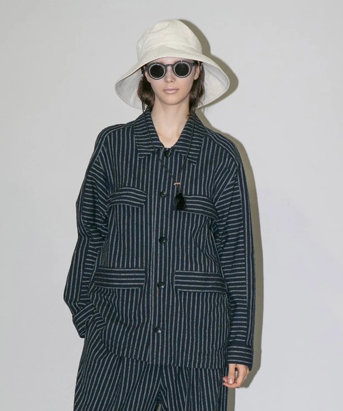 my beautiful landlet（マイビューティフルランドレット）の「【my beautiful landlet】STRIPED CURL YARN COVERALL JACKET（その他アウター・メンズ・ブラック/ネイビー・1）」の2枚目の写真