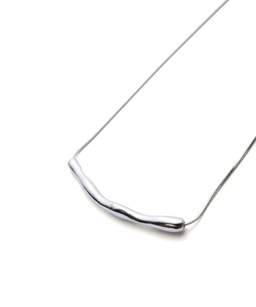 marjour（マージュール）の「NUANCE BAR SLIDER NECKLACE（ネックレス・レディース・シルバー/ゴールド・FREE）」の9枚目の写真