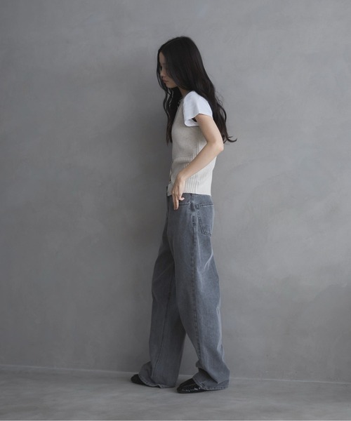 feepur（フェピュール）の「【ハンドウォッシャブル】ヘムボタンニットベスト（ベスト・レディース・ブラック/アイボリー/ブラウン/グレー・MEDIUM）」の7枚目の写真