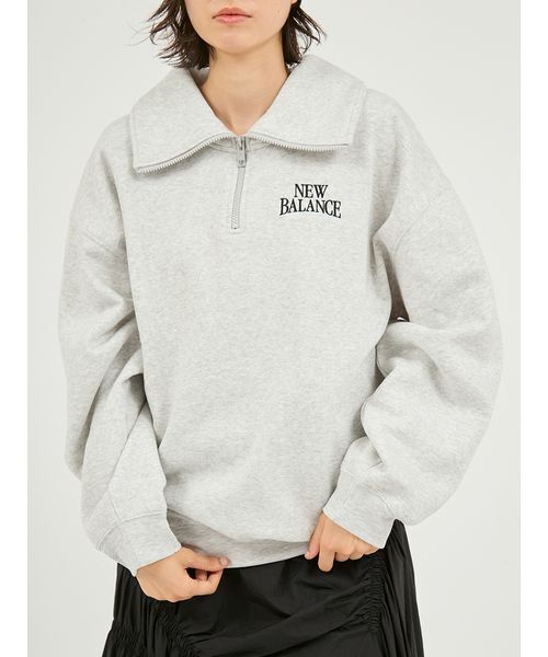 NEW BALANCE（ニューバランス）の「【New Balance for emmi】Track side フリースハーフジップ（スウェット・レディース・ライトグレー・M/S）」の2枚目の写真