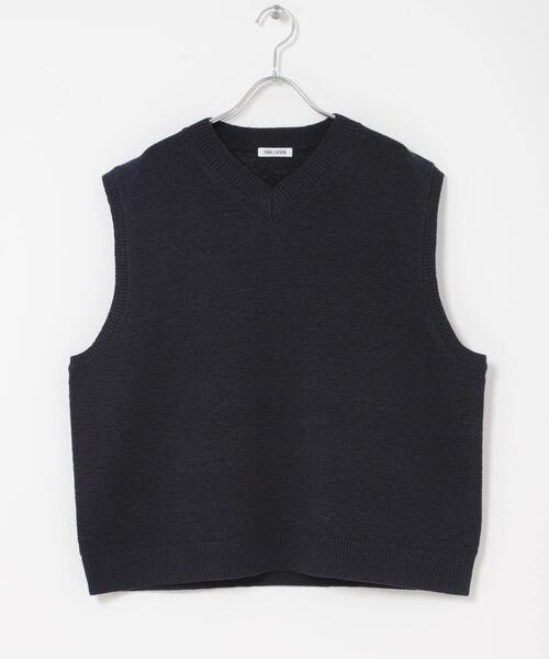 FORK&SPOON（フォークアンドスプーン）の「FORK&SPOON　テープヤーンVネックニットベスト（ベスト・レディース・アイボリー/ネイビー・1）」の9枚目の写真