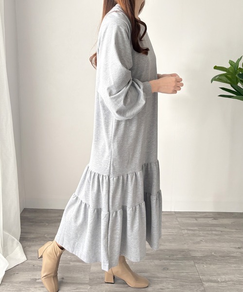 Amulet(アミュレット)の「気負わず着られる大人の甘さ◎ティアードカットソーロングワンピース(ワンピース・レディース・ダークグレー/ブラック/アイボリー/グレー・L/M)」の10枚目の写真