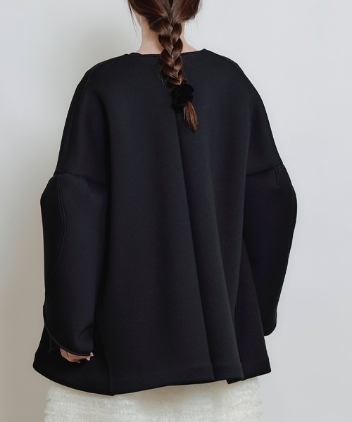 PICCIN PERLA（ピッチンペルラ）の「3Dスリーブパールダンボールコート（ノーカラーコート・レディース・オフホワイト/ブラック・M）」の14枚目の写真