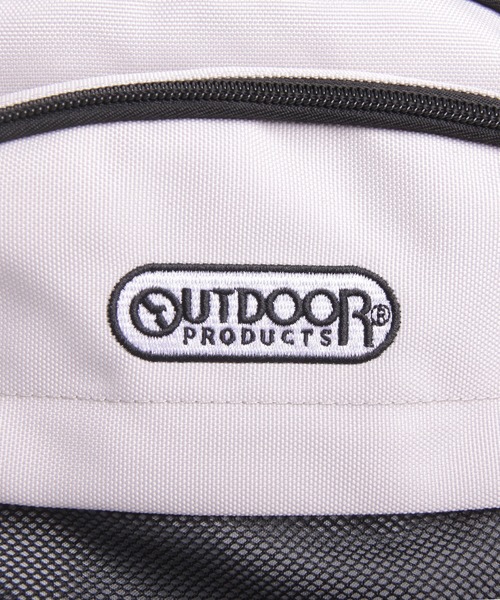 OUTDOOR PRODUCTS（アウトドアプロダクツ）の「軽量 大容量バックパック 32L（バックパック/リュック・レディース・ブラック×ホワイト/ピンク/ブルー/ブラック・FREE）」の14枚目の写真