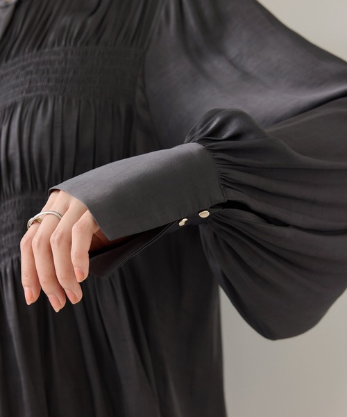 VIS(ビス)の「エアリーサテンシャーリングブラウス/イージーケア(シャツ/ブラウス・レディース・チャコールグレー/キナリ/ピンク・FREE)」の11枚目の写真