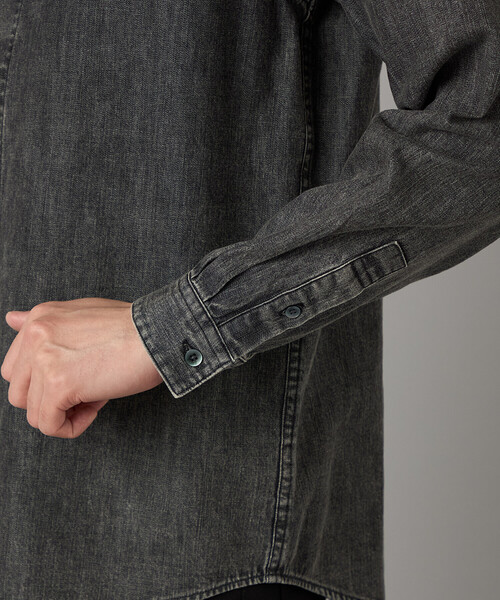 COMME CA MEN(コムサメン)の「エイジング加工デニム レギュラーカラーシャツ(シャツ/ブラウス・メンズ・ブラック・L/M/S/XL)」の11枚目の写真
