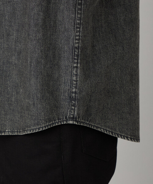 COMME CA MEN(コムサメン)の「エイジング加工デニム レギュラーカラーシャツ(シャツ/ブラウス・メンズ・ブラック・L/M/S/XL)」の12枚目の写真