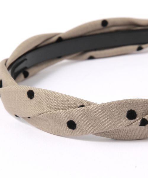 kutir（クティール）の「kutirlune／ドットカチューシャ（カチューシャ・レディース・ベージュ・FREE）」の5枚目の写真