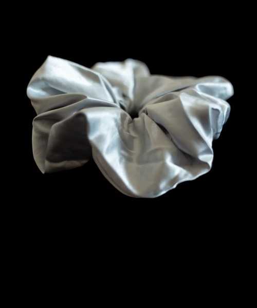 Carmelo（カーメロ）の「Satin Big Chouchou / サテンビッグシュシュ（シュシュ・レディース・ミント/ホワイト・FREE）」の6枚目の写真