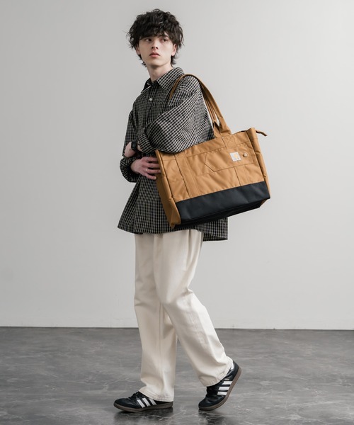 Carhartt（カーハート）の「Carhartt カーハート Horizontal Zip Tote/ホリゾンタルジップ横型トートバッグ（トートバッグ・メンズ・ブラウン/ブラック・FREE）」の11枚目の写真