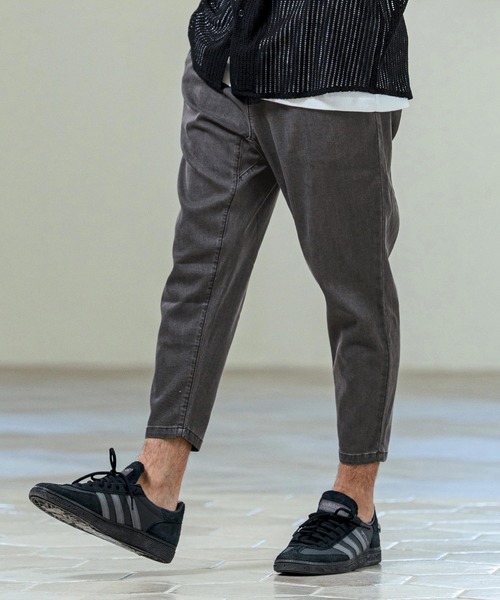 Magine(マージン)の「mp14656- Rayon Blend Denim Easy Ankle Tapered Pants テーパードパンツ(MGN-261-016)(デニムパンツ・メンズ・インディゴブルー/ブラック系その他/ブラック・48/46/44)」の4枚目の写真