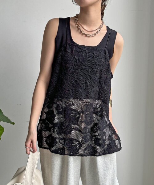 DouDou（ドゥドゥ）の「【セットアップ可能】メッシュレースキャミ（シャツ/ブラウス・レディース・オフホワイト/ブラック・FREE）」の2枚目の写真