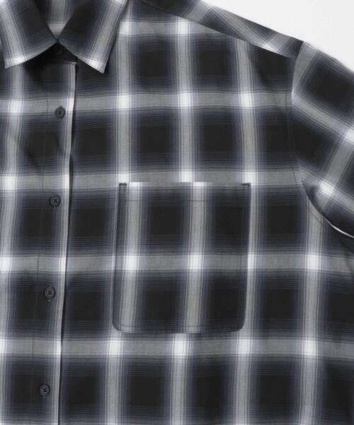 ITEMS URBANRESEARCH（アイテムズ アーバンリサーチ）の「オーバーサイズチェックシャツ（シャツ/ブラウス・レディース・ブラック/ベージュ/オレンジ・FREE）」の13枚目の写真