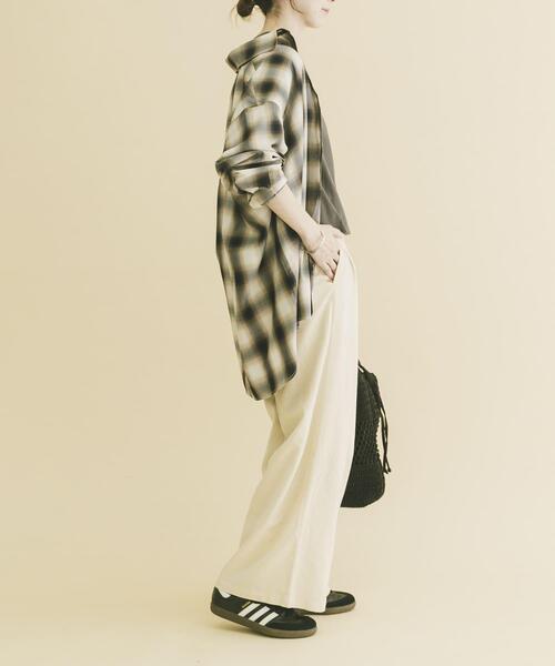 ITEMS URBANRESEARCH（アイテムズ アーバンリサーチ）の「オーバーサイズチェックシャツ（シャツ/ブラウス・レディース・ブラック/ベージュ/オレンジ・FREE）」の18枚目の写真