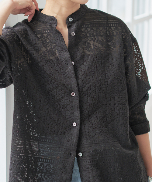 Spick & Span（スピックアンドスパン）の「スタンドカラーレースシャツ（シャツ/ブラウス・レディース・ブラック/ホワイト・FREE）」の6枚目の写真