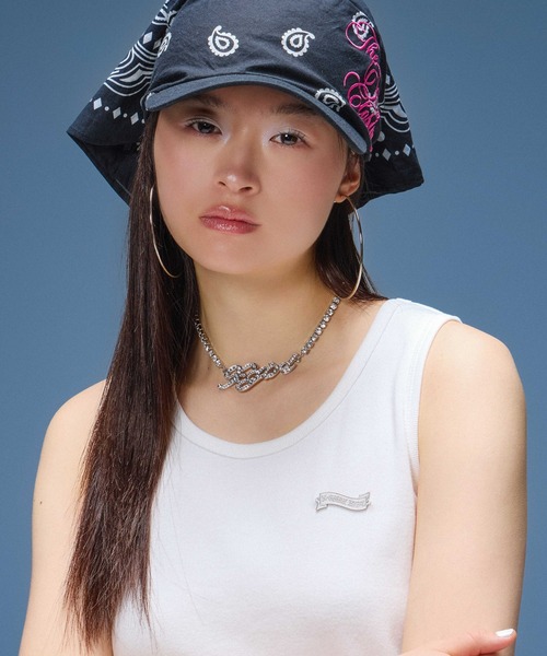 X-girl(エックスガール)の「METAL NAME LOGO TANK TOP(タンクトップ・レディース・ブラック/ホワイト/ブラウン・ONE SIZE)」の10枚目の写真