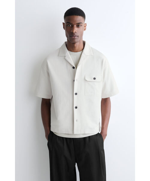 COS(コス)の「コットンユーティリティシャツ(シャツ/ブラウス・メンズ・ブラウン/ホワイト系・XS/XL/L/M/S)」の2枚目の写真