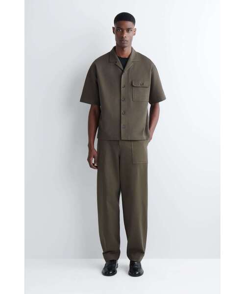 COS(コス)の「コットンユーティリティシャツ(シャツ/ブラウス・メンズ・ブラウン/ホワイト系・XS/XL/L/M/S)」の11枚目の写真