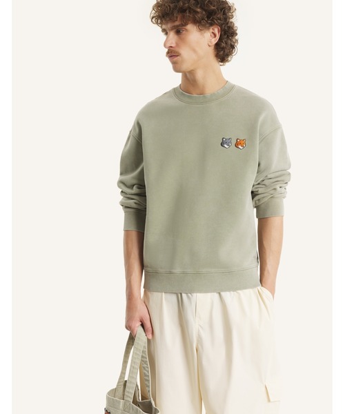 Maison Kitsune(メゾンキツネ)の「DOUBLE FOX HEAD FADED COMFORT SWEATSHIRT(スウェット・メンズ・カーキ・XL/L/M/S/XS)」の5枚目の写真