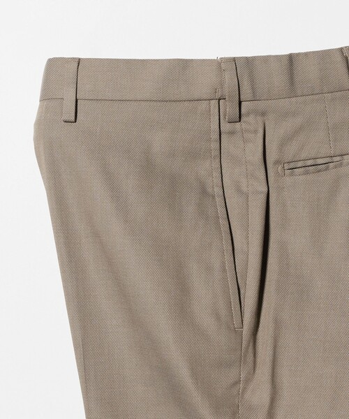 UNITED ARROWS（ユナイテッドアローズ）の「クールモーション ドビー サイドエクステンド ノープリーツスラックス COMFORT EASY‐MODEL　接触冷感　吸水速乾　ヨコストレッチ（スラックス・メンズ・ネイビー/ベージュ/ダークグレー・50/48/46/44）」の5枚目の写真