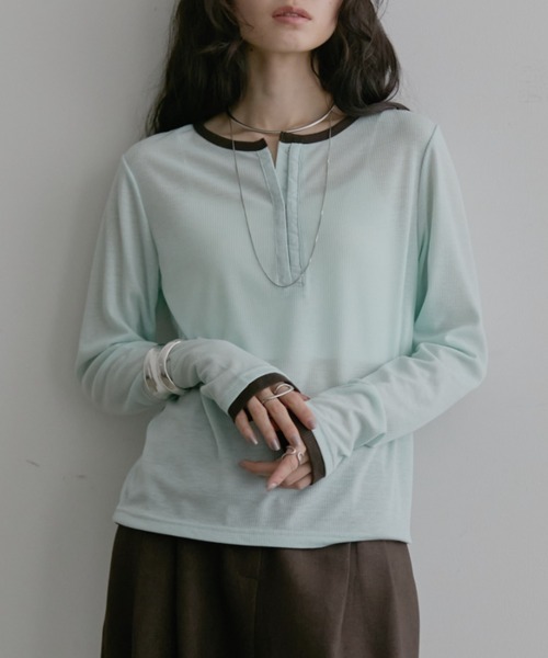 Aunt Marie's(アントマリーズ)の「フロントホック配色ヘンリーネックトップス(Tシャツ/カットソー・レディース・ブルー/ナチュラル/グレー/ブラック・FREE)」の16枚目の写真