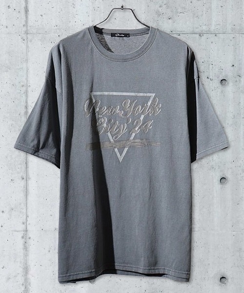 SHISKY（シスキー）の「ピグメント オーバーサイズTシャツ（Tシャツ/カットソー・メンズ・グレー系その他3/グレー系その他2/その他1/グレー系その他5/グレー系その他4/その他3/その他2/グレー系その他6/チャコールグレー/その他/グレー系その他/グレー系その他7・M/XL/L）」の5枚目の写真