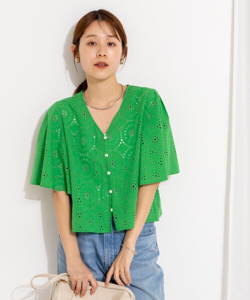 NOLLEY’S（ノーリーズ）の「《セットアップ対応》ウォッシャブルフレアスリーブレースブラウス（シャツ/ブラウス・レディース・グリーン/ホワイト・38）」の16枚目の写真