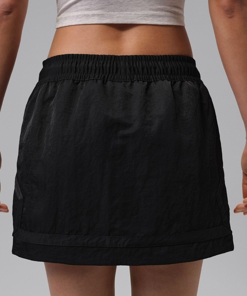 JORDAN BRAND（ジョーダンブランド）の「JORDAN BRAND AS WMNS J FLT CLB MINI SKORT / ジョーダン ブランド ウィメンズ ジョーダン FLT CLB ミニ スコート / NIKE【SP】（スカート・レディース・ブラック・2/6/4）」の4枚目の写真