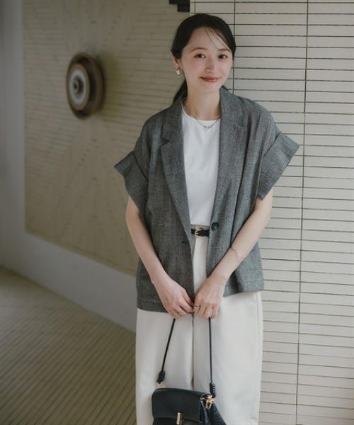 Petitjo(プッチージョ)の「小さいサイズ クレープジャガードハーフスリーブジャケット 低身長さん・小柄女性(テーラードジャケット・レディース・ブラック系・PM/PS)」の15枚目の写真