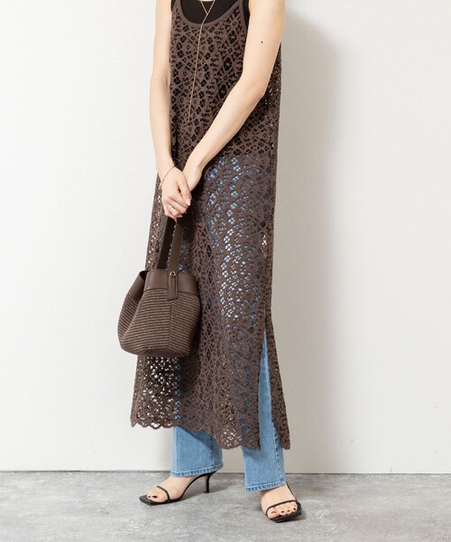 NOLLEY’S Sophi（ノーリーズソフィ）の「ウォッシャブルクロッシェレースキャミワンピース（ワンピース・レディース・ホワイト/ダークブラウン・38）」の9枚目の写真
