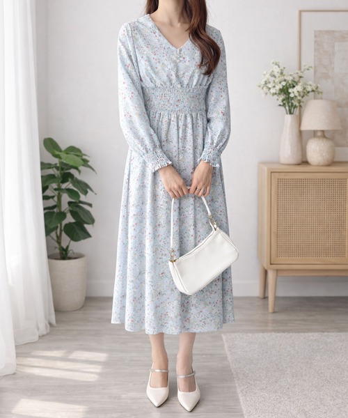 Amulet(アミュレット)の「上品でさわやかな小花柄 小花柄シャーリングロングワンピース(ワンピース・レディース・ブルー/イエロー/ピンク・L/M/S)」の8枚目の写真