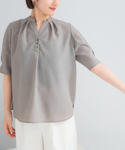URBAN RESEARCH ROSSO WOMEN（アーバンリサーチ　ロッソ）の「『UR TECH DRYLUXE』 デザインスリーブブラウス（シャツ/ブラウス・レディース・ブルー系その他/モカ/ネイビー・FREE）」の4枚目の写真