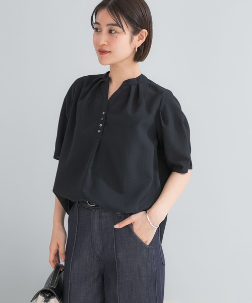 URBAN RESEARCH ROSSO WOMEN（アーバンリサーチ　ロッソ）の「『UR TECH DRYLUXE』 デザインスリーブブラウス（シャツ/ブラウス・レディース・ブルー系その他/モカ/ネイビー・FREE）」の11枚目の写真