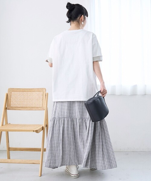 coen(コーエン)の「袖裏配色 ロゴ刺繍Tシャツ(Tシャツ/カットソー・レディース・ピンク/ブラウン/オフホワイト/ダークグレー・L/M)」の6枚目の写真