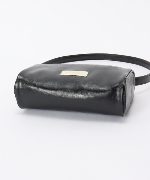 La TOTALITE（ラトータリテ）の「VENGDI / ベンディ Mone ショルダーバッグ（ショルダーバッグ・レディース・アイボリー/ブラック/ピンク・FREE）」の6枚目の写真