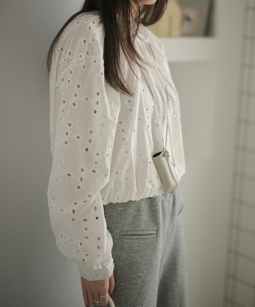 LAULEN(ローレン)の「cotton lace gather zip blouson /コットンレースギャザージップブルゾン(ブルゾン・レディース・ホワイト・FREE)」の18枚目の写真