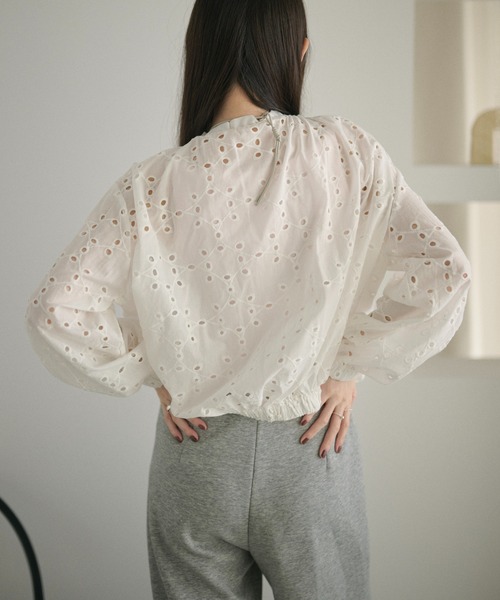 LAULEN(ローレン)の「cotton lace gather zip blouson /コットンレースギャザージップブルゾン(ブルゾン・レディース・ホワイト・FREE)」の19枚目の写真
