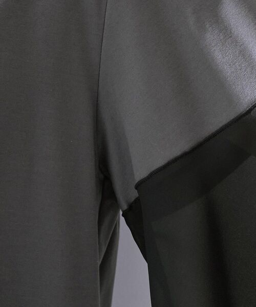 UNTITLED(アンタイトル)の「【洗える/華奢見え】袖シアープルオーバー(Tシャツ/カットソー・レディース・チャコールグレー/グリーン/オフホワイト/ブラック・02/00/50/48/44/04)」の21枚目の写真