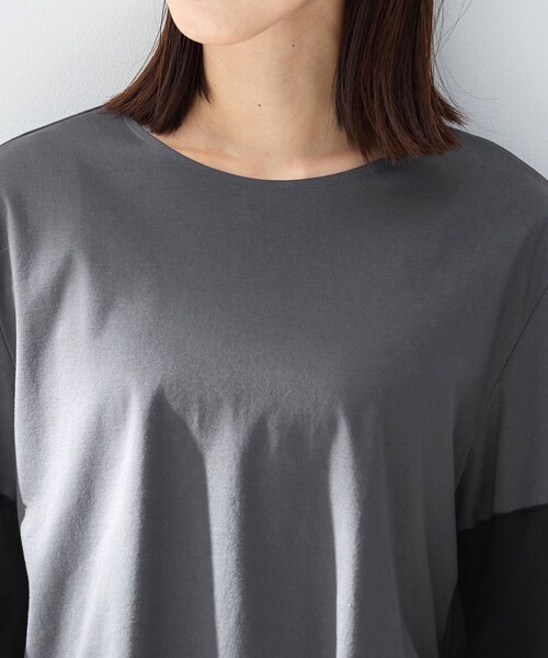 UNTITLED(アンタイトル)の「【洗える/華奢見え】袖シアープルオーバー(Tシャツ/カットソー・レディース・チャコールグレー/グリーン/オフホワイト/ブラック・02/00/50/48/44/04)」の9枚目の写真