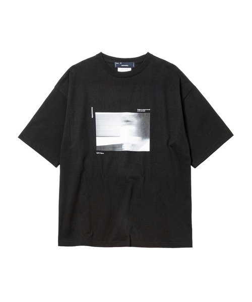 meanswhile(ミーンズワイル)の「Abstract Photograph Tee(Tシャツ/カットソー・メンズ・ホワイト系2/ホワイト系1/ブラック系1/ブラック系2・2(M)/1(S)/4(XL)/3(L))」の3枚目の写真