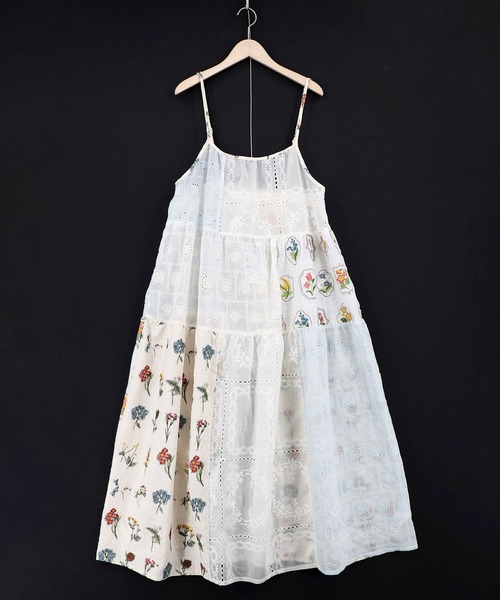ScoLar（スカラー）の「162603：花刺繍×コットンレース×シアー 異素材キャミワンピース（ワンピース・レディース・ブラック/オフホワイト・M）」の10枚目の写真