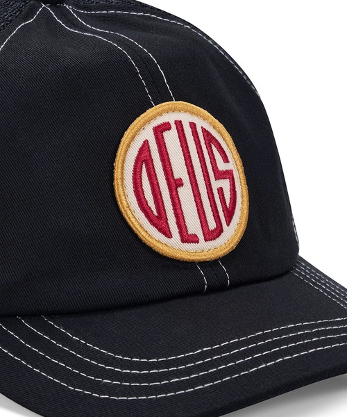 DEUS EX MACHINA(デウスエクスマキナ)の「PILL TRUCKER 6パネルメッシュキャップ(キャップ・メンズ・ブラック/ベージュ/ブルー・OS)」の6枚目の写真
