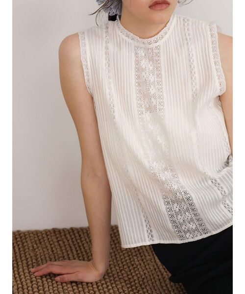 FIKA.（フィーカ）の「Lace pleated cotton blouse（シャツ/ブラウス・レディース・ブラック/オフホワイト・MEDIUM）」の4枚目の写真
