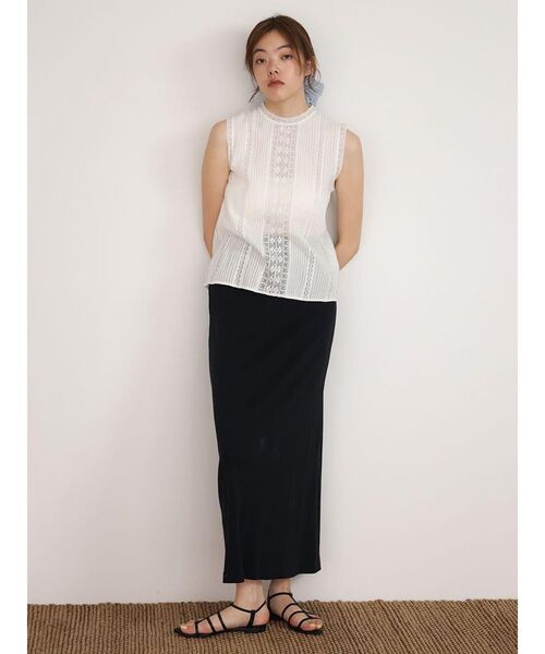 FIKA.（フィーカ）の「Lace pleated cotton blouse（シャツ/ブラウス・レディース・ブラック/オフホワイト・MEDIUM）」の5枚目の写真