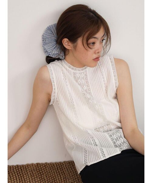 FIKA.（フィーカ）の「Lace pleated cotton blouse（シャツ/ブラウス・レディース・ブラック/オフホワイト・MEDIUM）」の10枚目の写真