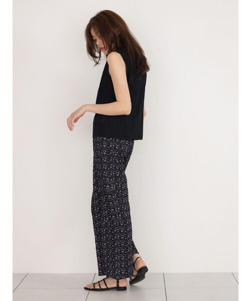 FIKA.（フィーカ）の「Lace pleated cotton blouse（シャツ/ブラウス・レディース・ブラック/オフホワイト・MEDIUM）」の17枚目の写真