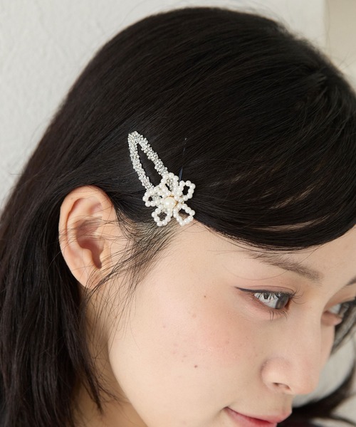 kutir(クティール)の「kutirlune/ラメヘアクリップ(バレッタ/ヘアクリップ・レディース・シルバー/トップグレー/ライトグレー・FREE)」の3枚目の写真